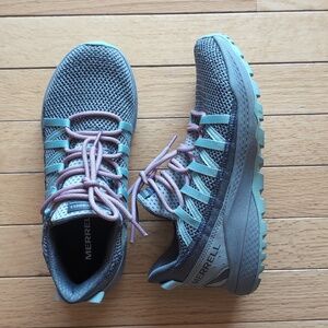 Merrell Bravado Edge Size 8 Shoes